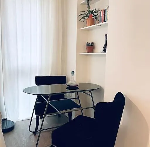 Stunning 1 Bed Luxury Apartment